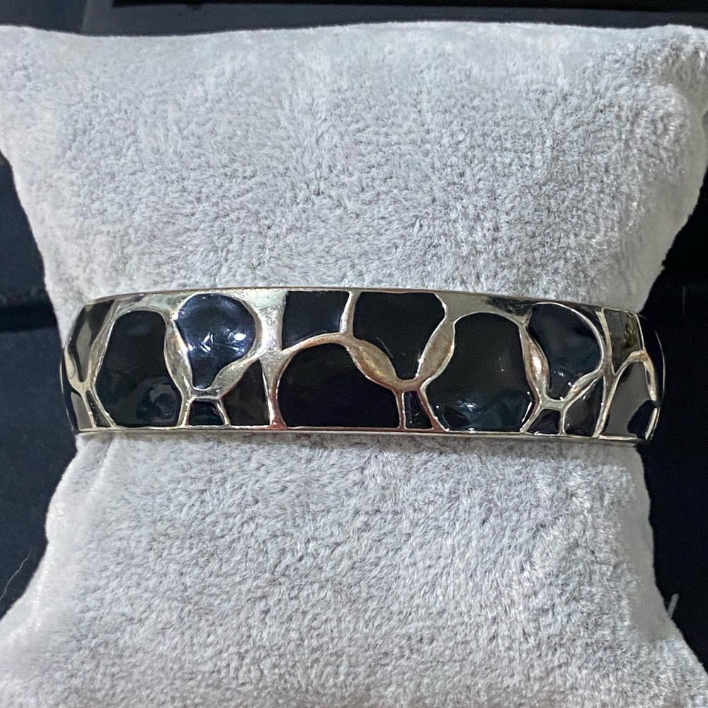 5/$25 Express bangle - Picture 2 of 6